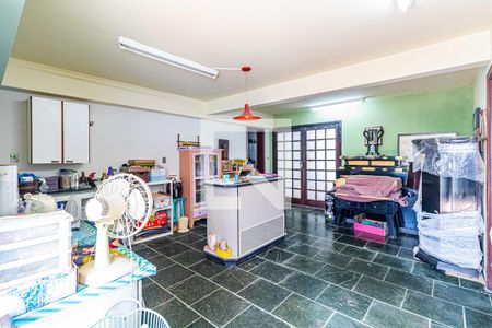 Casa de condomínio à venda com 190m², 3 quartos e 2 vagasSalão