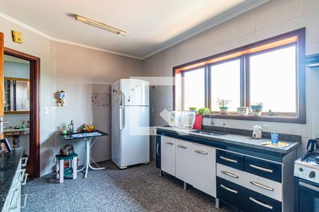 Casa de condomínio à venda com 190m², 3 quartos e 2 vagasCozinha