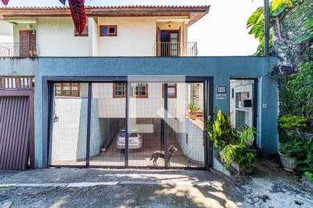 Casa de condomínio à venda com 190m², 3 quartos e 2 vagasFachada