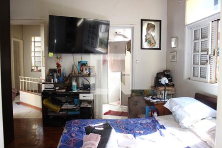 Casa à venda com 150m², 3 quartos e 2 vagasSuíte