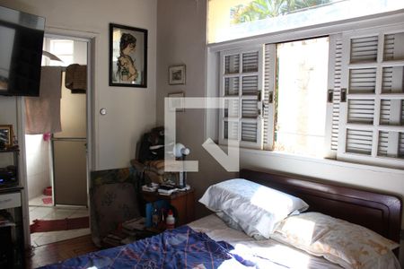 Casa à venda com 150m², 3 quartos e 2 vagasSuíte