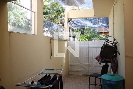 Casa à venda com 150m², 3 quartos e 2 vagasGaragem