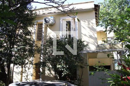 Casa à venda com 150m², 3 quartos e 2 vagasEntrada da Garagem