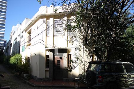 Casa à venda com 150m², 3 quartos e 2 vagasSobrado