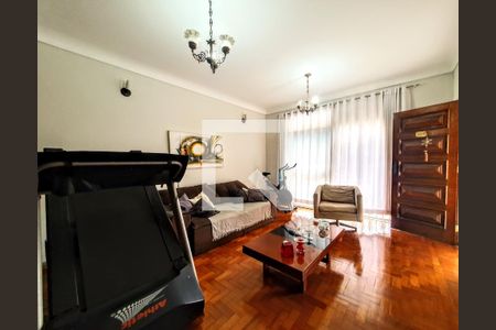 Sala de casa à venda com 4 quartos, 150m² em Colégio Batista, Belo Horizonte