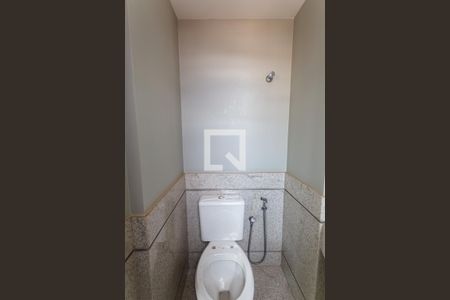 Apartamento para alugar com 166m², 3 quartos e 3 vagas Apartamento para alugar com 166m², 3 quartos e 3 vagasLavabo da Sala 1