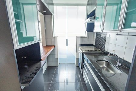 Apartamento para alugar com 80m², 2 quartos e 2 vagasCozinha