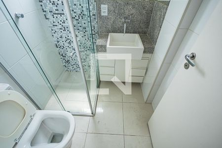 Apartamento para alugar com 80m², 2 quartos e 2 vagasBanheiro