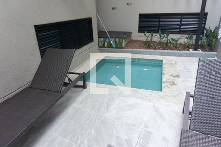 Apartamento à venda com 40m², 2 quartos e sem vagaÁrea comum - Piscina