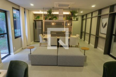 Apartamento à venda com 40m², 2 quartos e sem vagaÁrea comum - Salão de festas