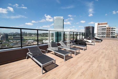 Studio à venda com 25m², 1 quarto e sem vagaÁrea comum - Piscina