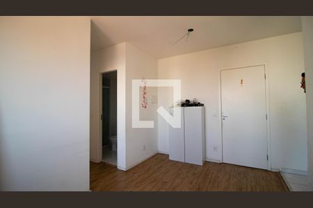 Sala  de apartamento para alugar com 2 quartos, 42m² em Vila Gustavo, São Paulo