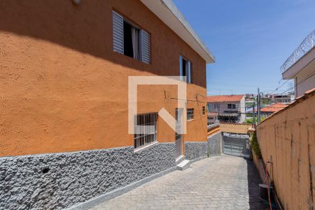 Casa à venda com 540m², 3 quartos e 11 vagasEntrada Casa 2