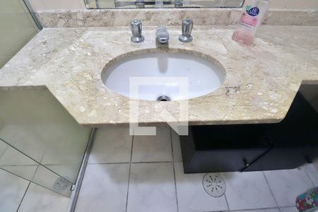 Apartamento à venda com 95m², 3 quartos e 1 vagaBanheiro Social