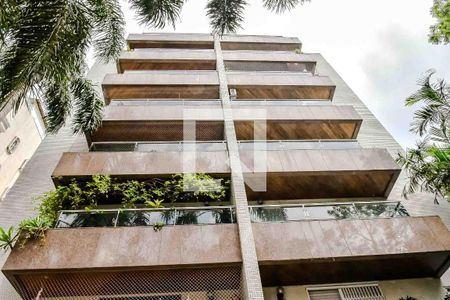 Apartamento à venda com 238m², 3 quartos e 2 vagasFachada