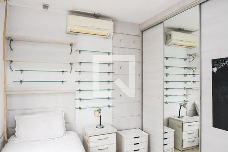 Apartamento à venda com 238m², 3 quartos e 2 vagasQuarto 3