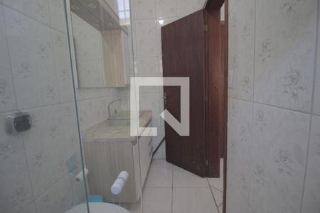 Casa à venda com 100m², 3 quartos e 4 vagasBanheiro da Suíte 1