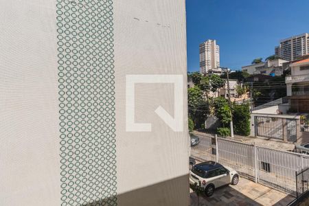 Apartamento para alugar com 98m², 3 quartos e sem vaga Apartamento para alugar com 98m², 3 quartos e sem vagaVista do Quarto 3