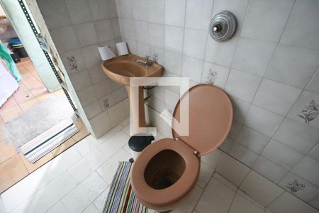 Casa à venda com 280m², 4 quartos e 5 vagasBanheiro de Serviço