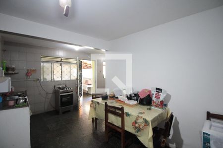 Casa à venda com 280m², 4 quartos e 5 vagasCozinha