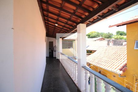 Casa à venda com 280m², 4 quartos e 5 vagasVaranda