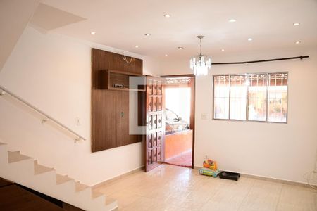 Sala de casa de condomínio para alugar com 3 quartos, 70m² em Jardim Leonor, Cotia