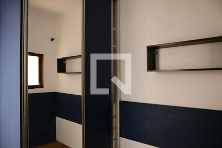Casa de condomínio para alugar com 70m², 3 quartos e 2 vagasQuarto