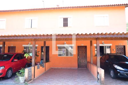 Casa de condomínio para alugar com 70m², 3 quartos e 2 vagasFachada