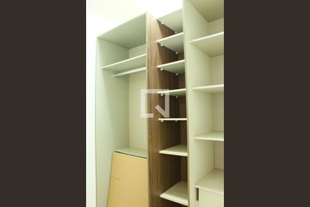 Apartamento para alugar com 105m², 3 quartos e 2 vagasCloset do quarto 3