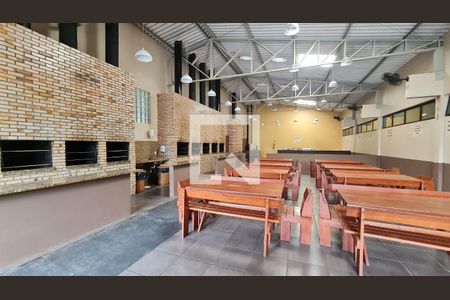 Apartamento para alugar com 40m², 1 quarto e 1 vaga Apartamento para alugar com 40m², 1 quarto e 1 vagaÁrea comum -Churrasco e pizaaria