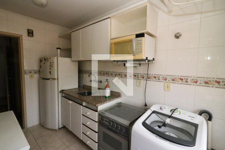 Apartamento para alugar com 68m², 2 quartos e 1 vaga Apartamento para alugar com 68m², 2 quartos e 1 vagaCozinha