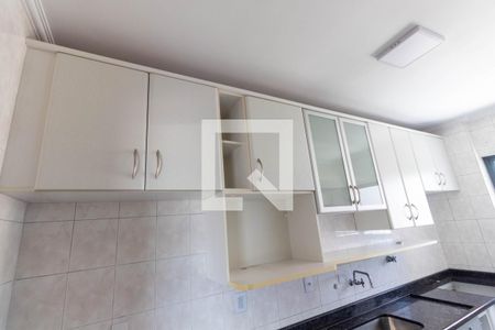 Apartamento à venda com 74m², 2 quartos e 1 vagaCozinha - Armários