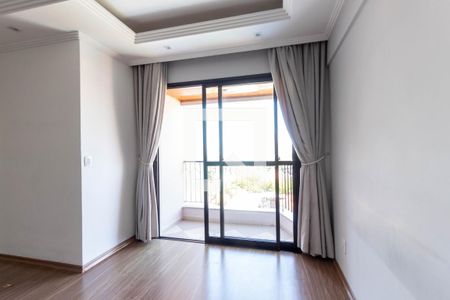 Apartamento à venda com 74m², 2 quartos e 1 vagaSala