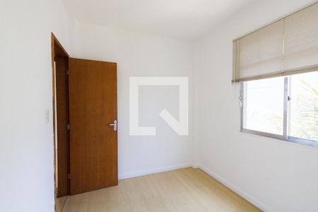 Quarto 1 de apartamento para alugar com 3 quartos, 70m² em Freguesia, Rio de Janeiro