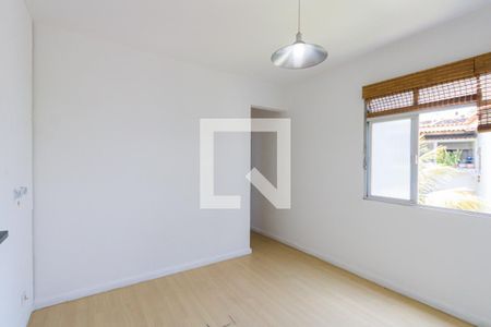 Sala de apartamento para alugar com 3 quartos, 70m² em Freguesia, Rio de Janeiro