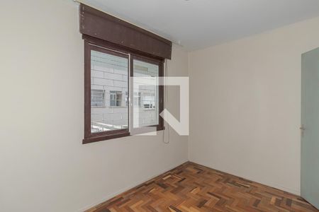 Quarto de apartamento à venda com 1 quarto, 53m² em Jardim Leopoldina, Porto Alegre
