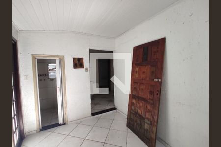 Casa à venda com 130m², 4 quartos e sem vaga