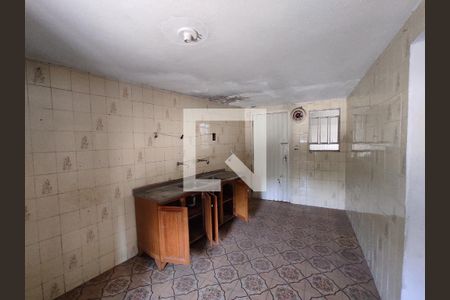 Casa à venda com 130m², 4 quartos e sem vaga Casa à venda com 130m², 4 quartos e sem vagaCozinha 2