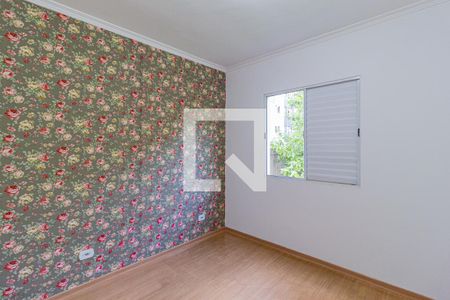 Quarto 2 de apartamento para alugar com 2 quartos, 55m² em Jardim Santa Tereza, Carapicuíba