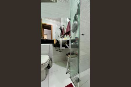 Banheiro de apartamento à venda com 3 quartos, 130m² em Gutierrez, Belo Horizonte