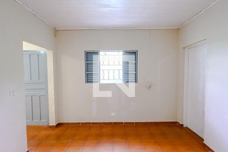 Quarto de casa para alugar com 1 quarto, 60m² em Parque Sevilha, São Paulo