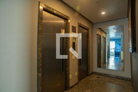 Apartamento à venda com 159m², 2 quartos e 1 vagaÁrea comum - Elevadores