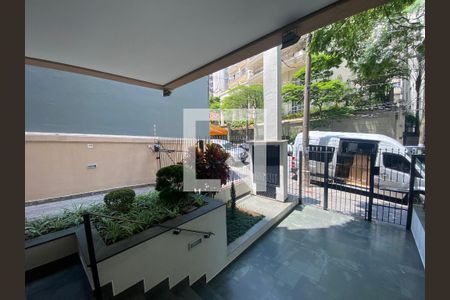 Apartamento para alugar com 108m², 2 quartos e 1 vagaÁrea comum