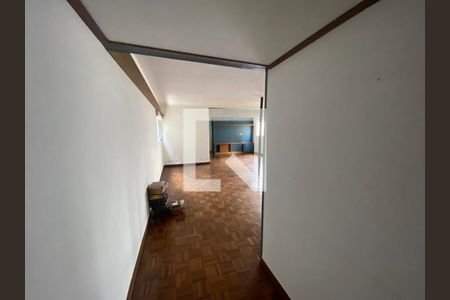 Apartamento para alugar com 108m², 2 quartos e 1 vagaCorredor