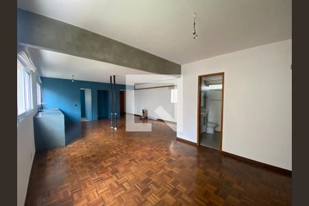 Apartamento para alugar com 108m², 2 quartos e 1 vagaSala