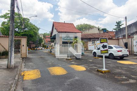 Casa de condomínio para alugar com 140m², 4 quartos e 2 vagasFachada do condomínio