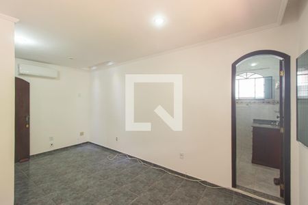 Casa de condomínio para alugar com 140m², 4 quartos e 2 vagasSuíte 2