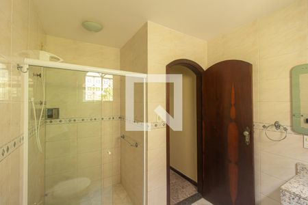 Casa de condomínio para alugar com 140m², 4 quartos e 2 vagasBanheiro Social