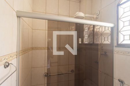 Casa de condomínio para alugar com 140m², 4 quartos e 2 vagasDetalhe do Banheiro da Suíte 1