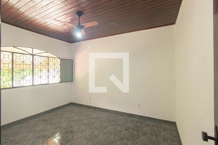 Casa de condomínio para alugar com 140m², 4 quartos e 2 vagasQuarto